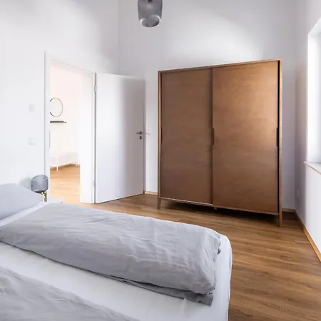 Hendriks Lägenhet